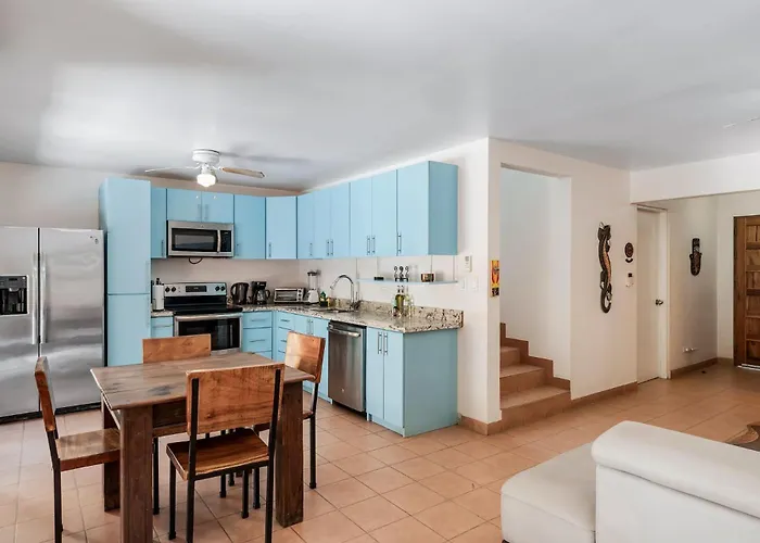 Сasa de vacaciones Charming Duplex In Playa Surfside Community, With A Private Pool, Cozy Interior And Walkable Access To The