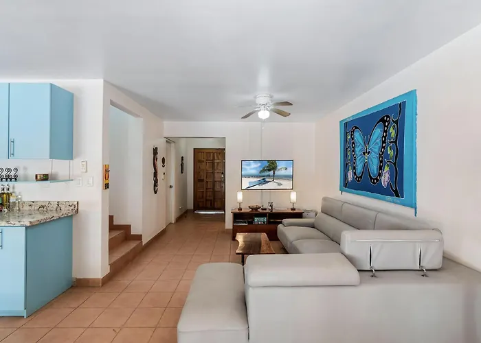 Charming Duplex In Playa Surfside Community, With A Private Pool, Cozy Interior And Walkable Access To The Сasa de vacaciones