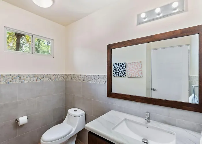 Charming Duplex In Playa Surfside Community, With A Private Pool, Cozy Interior And Walkable Access To The * Potrero (Guanacaste)