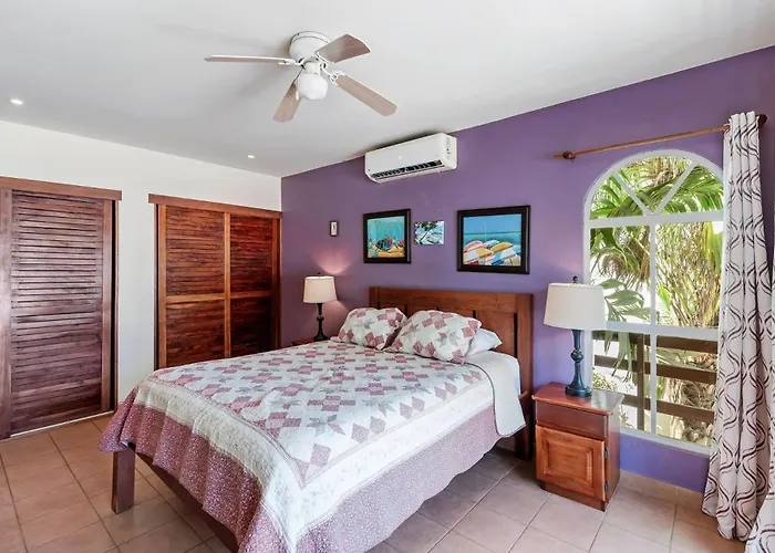 Charming Duplex In Playa Surfside Community, With A Private Pool, Cozy Interior And Walkable Access To The * Potrero (Guanacaste)