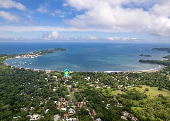 Charming Duplex In Playa Surfside Community, With A Private Pool, Cozy Interior And Walkable Access To The Сasa de vacaciones Potrero (Guanacaste)